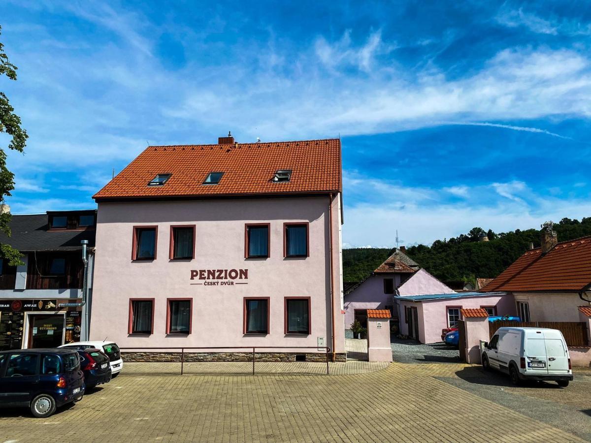 Penzion Cesky Dvur Stary Plzenec Екстериор снимка